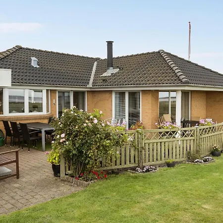 Stunning In With Wifi Holiday home *